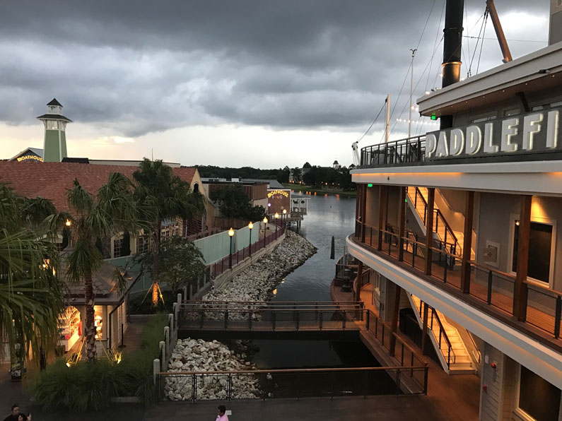 Paddlefish at Disney Springs